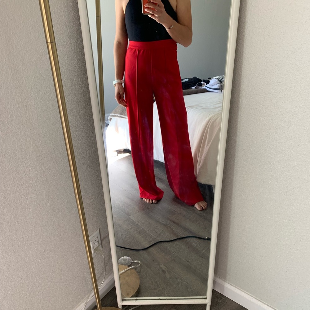 Red trousers from Lulu’s. Size SM
